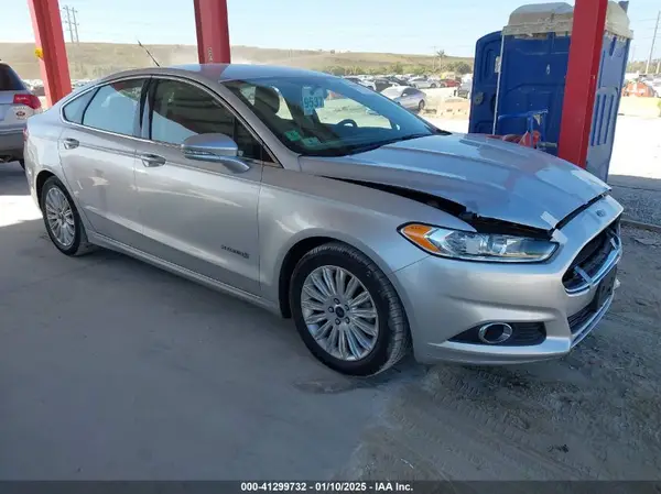 3FA6P0LU3GR372730 2016 FORD FUSION - Image 1