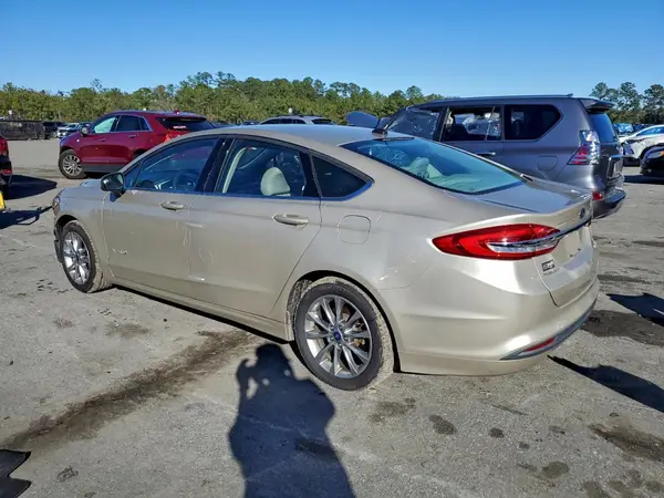 3FA6P0LU3HR154708 2017 FORD FUSION - Image 2