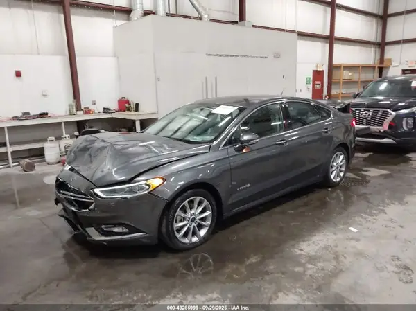 3FA6P0LU3HR195324 2017 FORD FUSION - Image 2