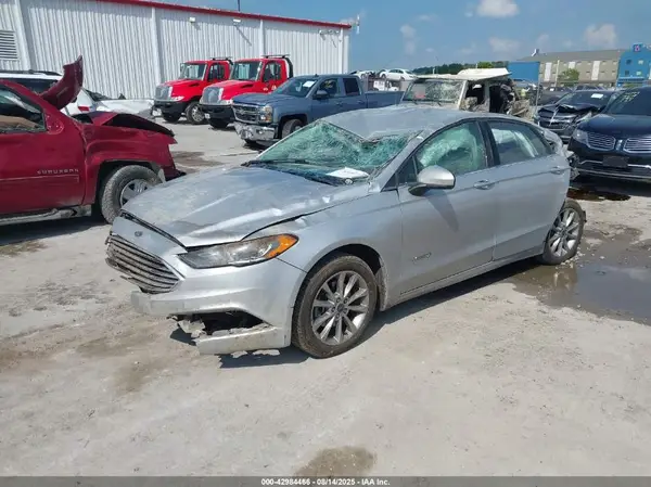 3FA6P0LU3HR224031 2017 FORD FUSION - Image 2