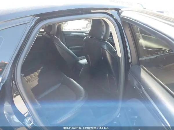 3FA6P0LU3HR232520 2017 FORD FUSION - Image 8