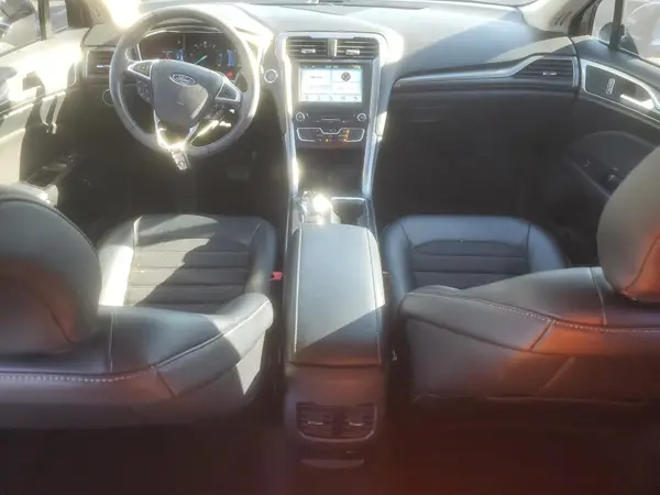 3FA6P0LU3HR247924 2017 FORD FUSION - Image 8