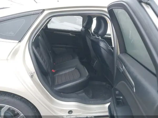 3FA6P0LU3HR258034 2017 FORD FUSION - Image 8