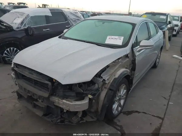 3FA6P0LU3HR260799 2017 FORD FUSION - Image 2