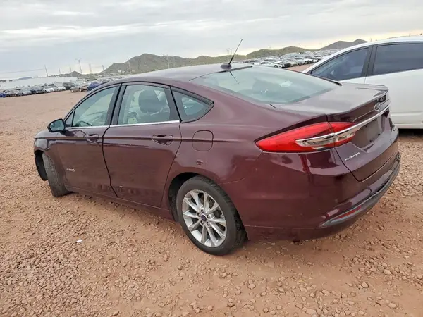 3FA6P0LU3HR279899 2017 FORD FUSION - Image 2