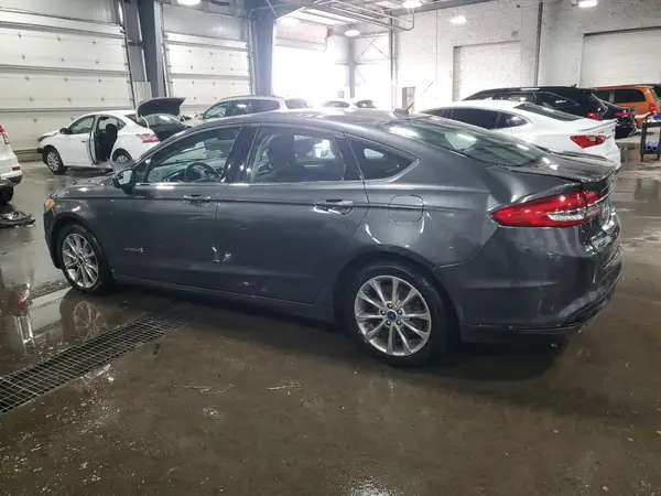 3FA6P0LU3HR301013 2017 FORD FUSION - Image 2