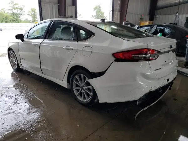 3FA6P0LU3HR301898 2017 FORD FUSION - Image 2
