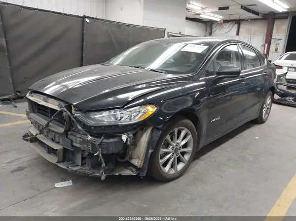 3FA6P0LU3HR316238 2017 FORD FUSION - Image 2