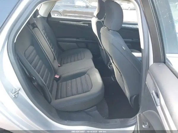 3FA6P0LU3HR323772 2017 FORD FUSION - Image 8
