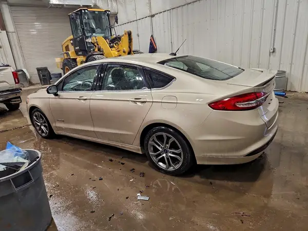3FA6P0LU3HR324517 2017 FORD FUSION - Image 2