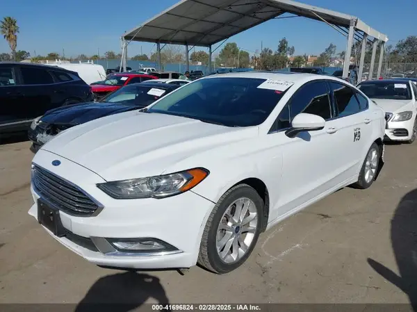 3FA6P0LU3HR325330 2017 FORD FUSION - Image 2