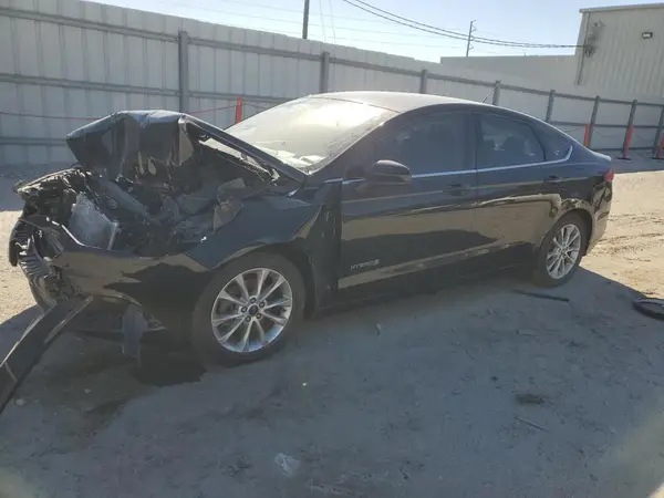 3FA6P0LU3HR337316 2017 FORD FUSION - Image 1