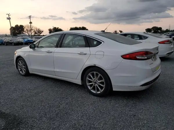 3FA6P0LU3HR359607 2017 FORD FUSION - Image 2