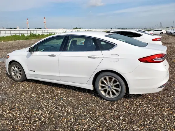 3FA6P0LU3HR359686 2017 FORD FUSION - Image 2