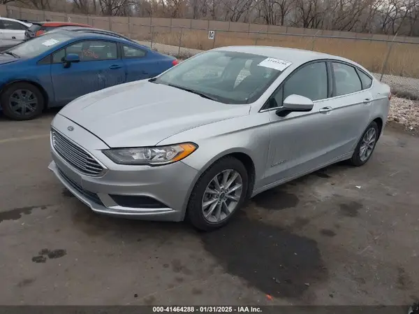 3FA6P0LU3HR381008 2017 FORD FUSION - Image 2