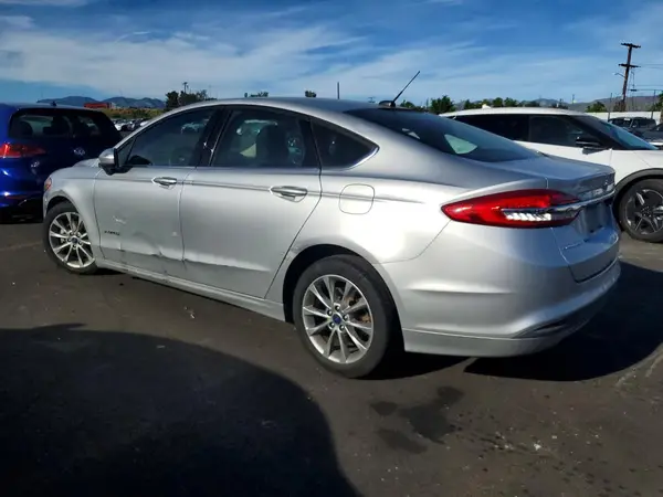 3FA6P0LU3HR381235 2017 FORD FUSION - Image 2