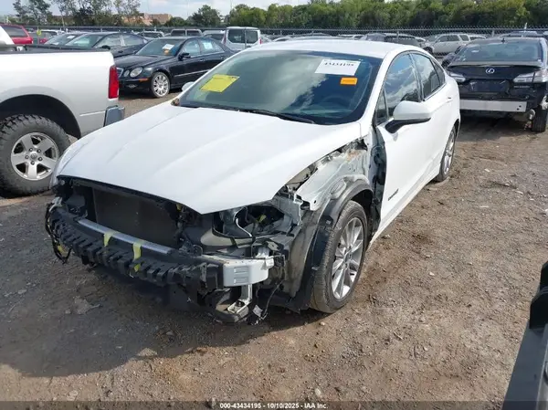 3FA6P0LU3HR384720 2017 FORD FUSION - Image 2