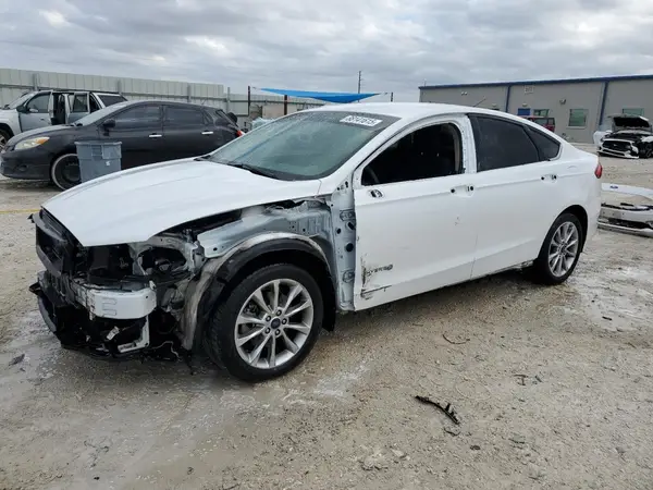 3FA6P0LU3HR385186 2017 FORD FUSION - Image 1