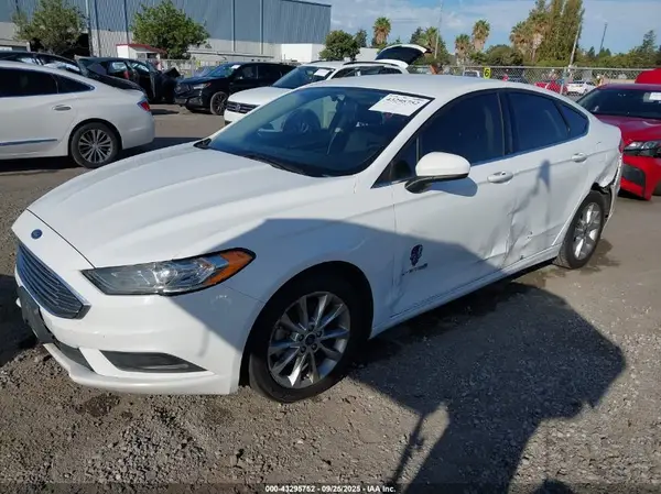 3FA6P0LU3HR387133 2017 FORD FUSION - Image 2