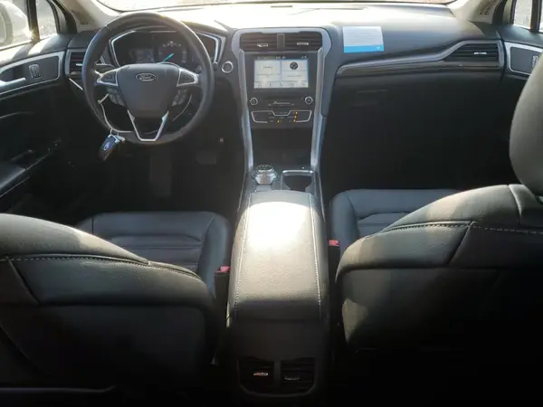 3FA6P0LU3HR400737 2017 FORD FUSION - Image 8