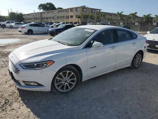 3FA6P0LU3HR409468 2017 FORD FUSION - Image 1