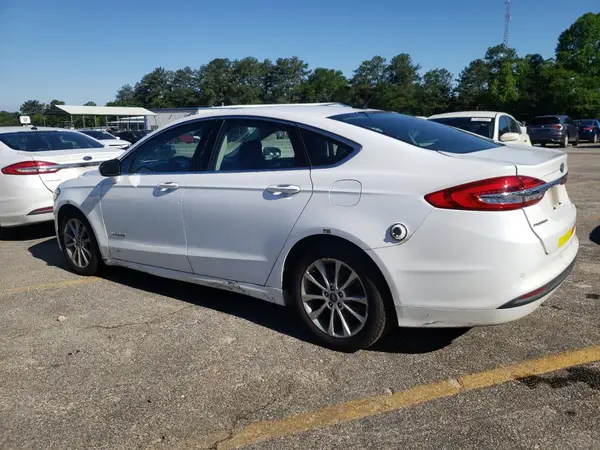 3FA6P0LU3HR409616 2017 FORD FUSION - Image 2