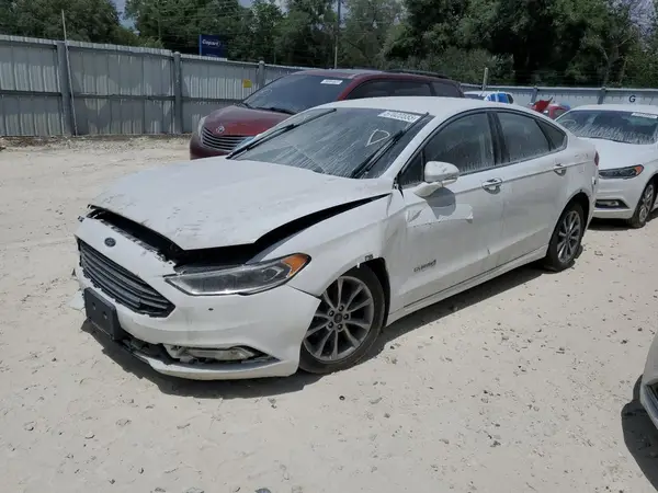 3FA6P0LU3HR409650 2017 FORD FUSION - Image 1