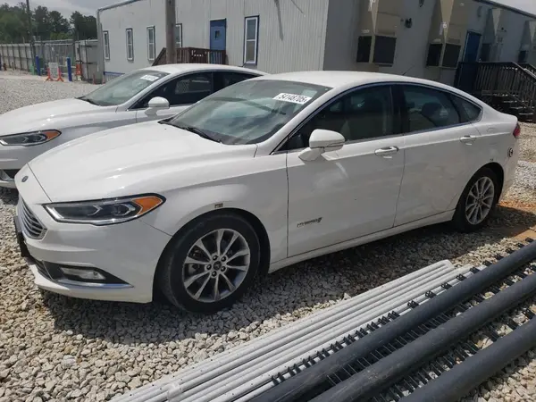 3FA6P0LU3HR410054 2017 FORD FUSION - Image 1