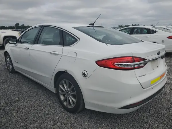 3FA6P0LU3HR410104 2017 FORD FUSION - Image 2