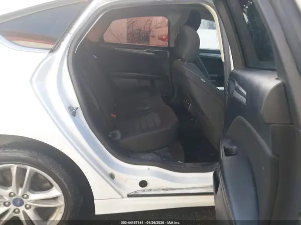 3FA6P0LU3JR103537 2018 FORD FUSION - Image 8