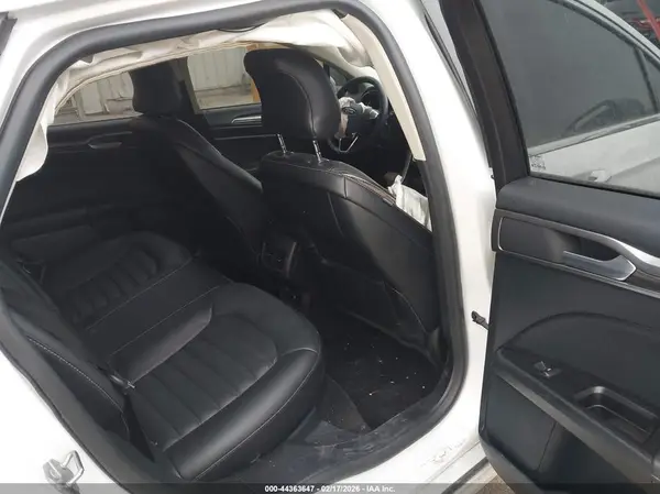 3FA6P0LU3JR118717 2018 FORD FUSION - Image 8