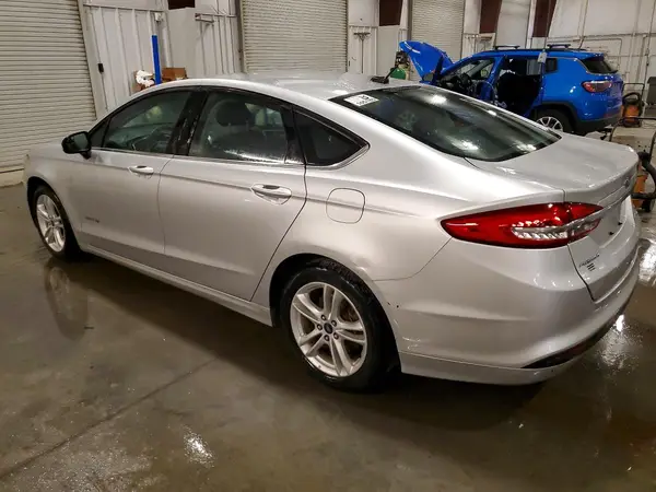 3FA6P0LU3JR123934 2018 FORD FUSION - Image 2