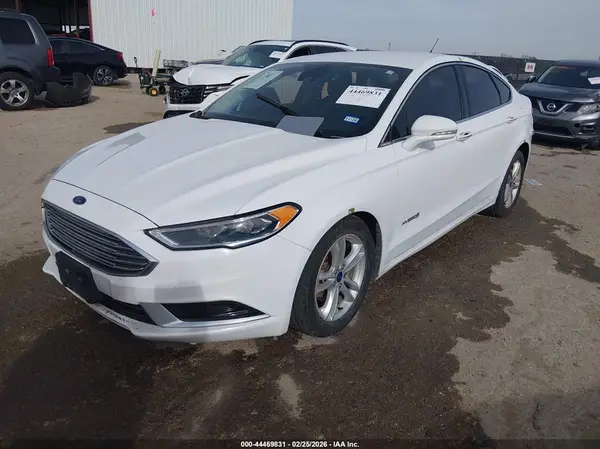 3FA6P0LU3JR129846 2018 FORD FUSION - Image 2