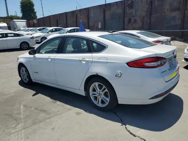 3FA6P0LU3JR129961 2018 FORD FUSION - Image 2