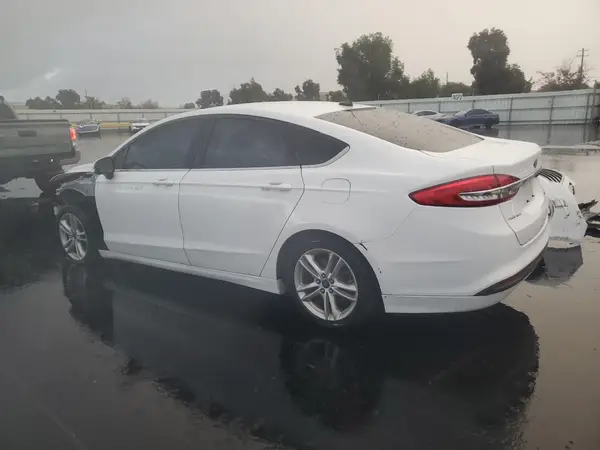 3FA6P0LU3JR138823 2018 FORD FUSION - Image 2