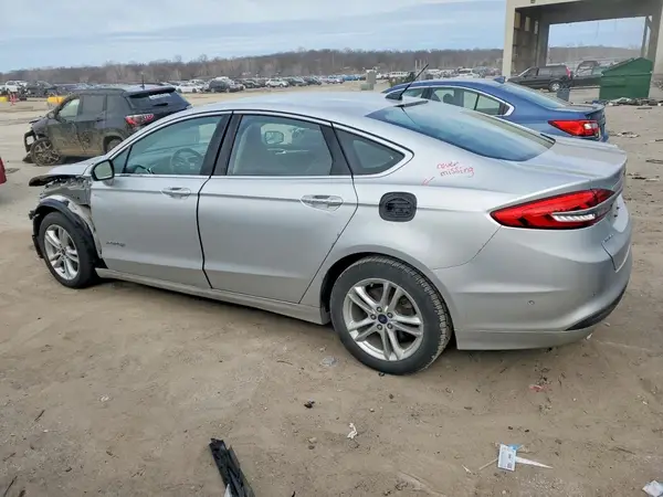 3FA6P0LU3JR151569 2018 FORD FUSION - Image 2
