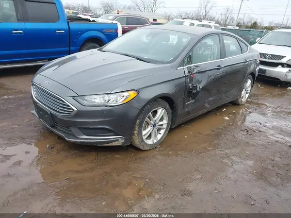 3FA6P0LU3JR152074 2018 FORD FUSION - Image 2