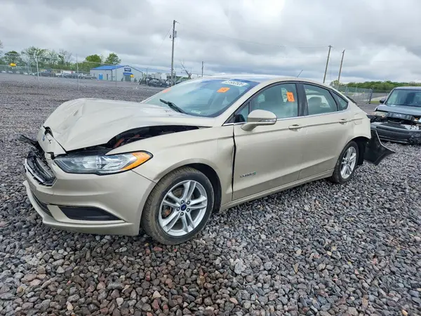 3FA6P0LU3JR152138 2018 FORD FUSION - Image 1