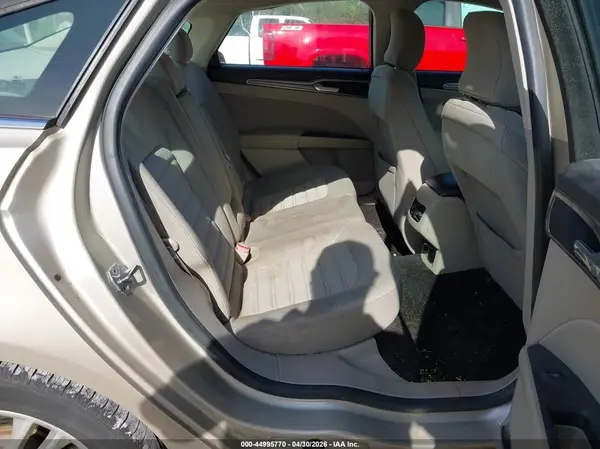 3FA6P0LU3JR165164 2018 FORD FUSION - Image 8