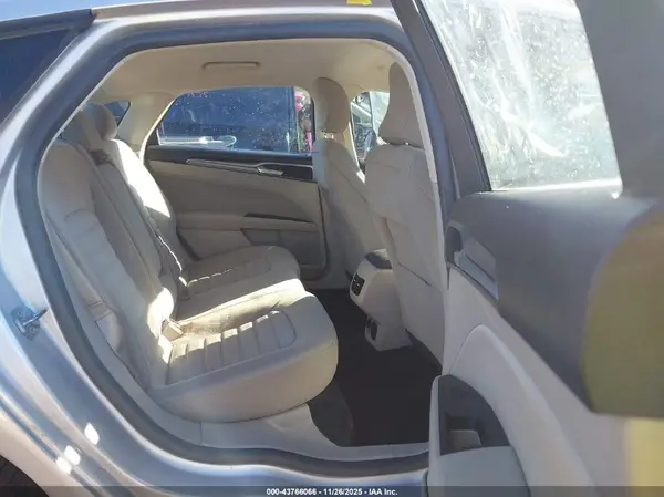 3FA6P0LU3JR165200 2018 FORD FUSION - Image 8