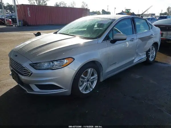 3FA6P0LU3JR191716 2018 FORD FUSION - Image 2