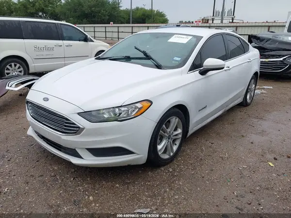 3FA6P0LU3JR208675 2018 FORD FUSION - Image 2