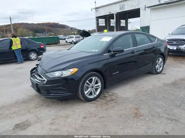 3FA6P0LU3JR235522 2018 FORD FUSION - Image 2