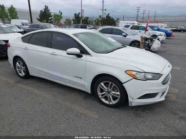 3FA6P0LU3JR249047 2018 FORD FUSION - Image 1