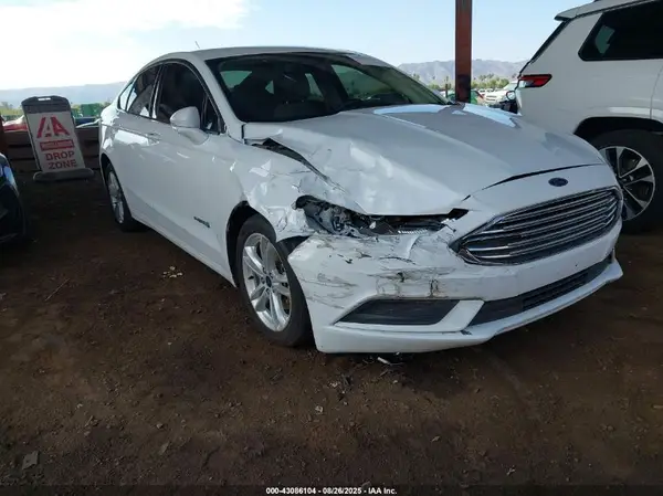 3FA6P0LU3JR270173 2018 FORD FUSION - Image 1