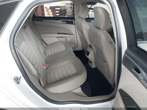 3FA6P0LU3JR270173 2018 FORD FUSION - Image 8