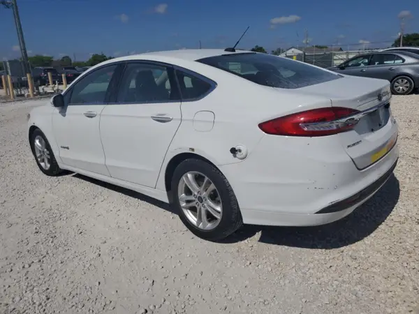 3FA6P0LU3JR278712 2018 FORD FUSION - Image 2