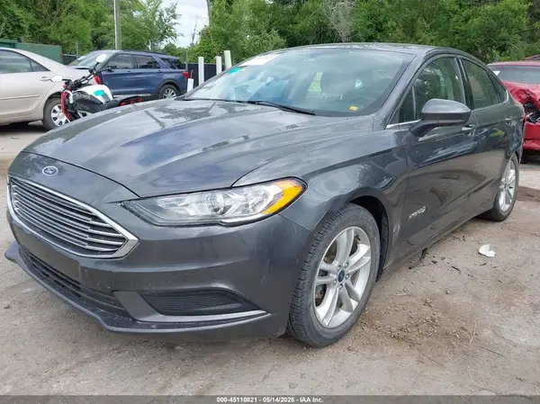 3FA6P0LU3JR286888 2018 FORD FUSION - Image 2