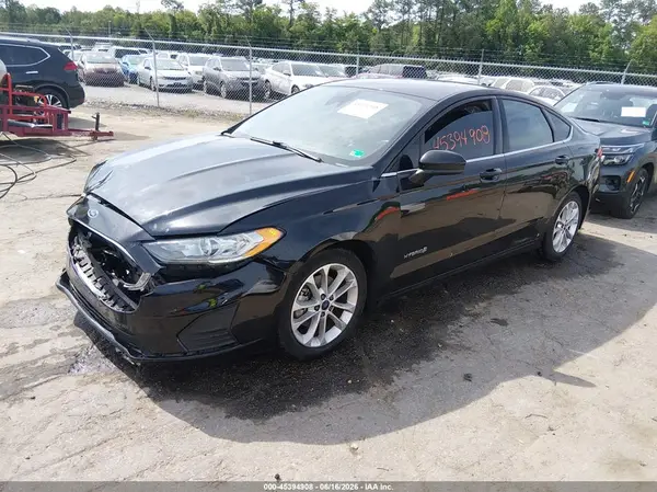 3FA6P0LU3KR119111 2019 FORD FUSION - Image 2