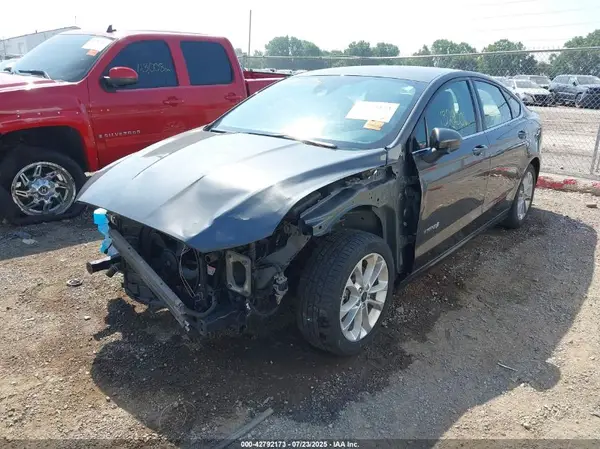3FA6P0LU3KR119979 2019 FORD FUSION - Image 2